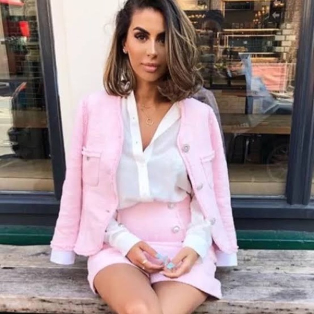 Zara Rare Pink Tweed Shorts with Silver Buttons L - Picture 2 of 11